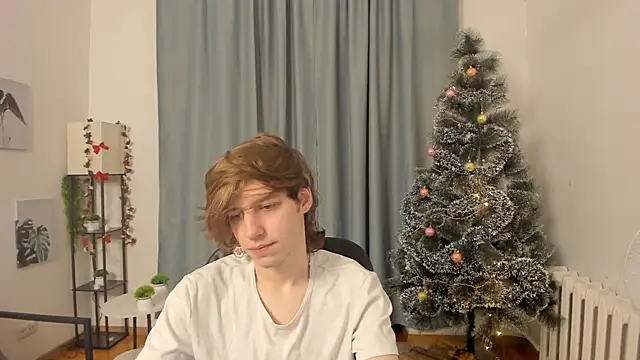 AvenGlow online show from 21, 12, 2025