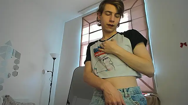 AvenGlow online show from 31, 3, 2026