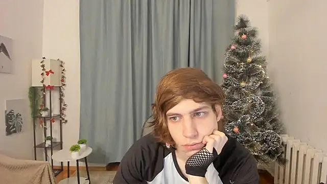 AvenGlow online show from 20, 12, 2025