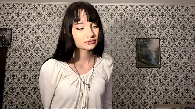 Snapshot of SofiaDreams09 chatting on 25, 11, 2025 SofiaDreams09 online show from 25, 11, 2025