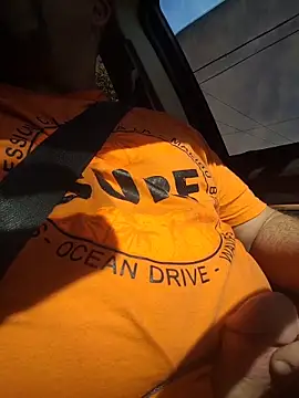 Tincho1051 online show from 9, 3, 2026