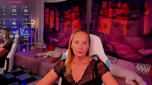 Snapshot of ScarlettPalmer chatting on 5, 11, 2025 ScarlettPalmer online show from 5, 11, 2025