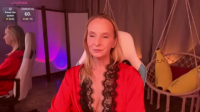 Snapshot of ScarlettPalmer chatting on 19, 11, 2025 ScarlettPalmer online show from 19, 11, 2025