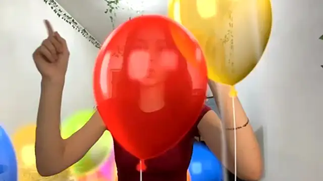 LilithFlamey online show from 6, 11, 2025