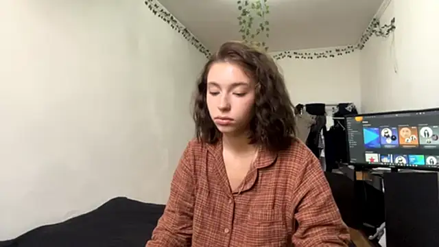 LilithFlamey online show from 3, 11, 2025