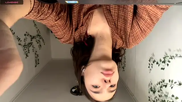 LilithFlamey online show from 15, 12, 2025