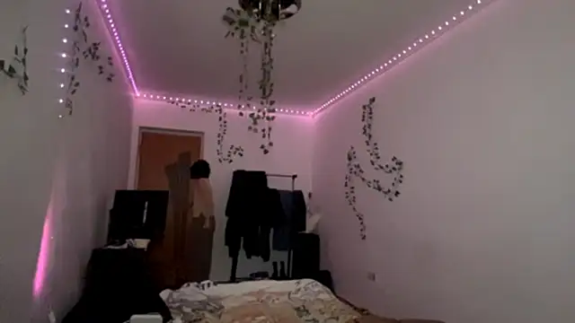 LilithFlamey online show from 28, 11, 2025