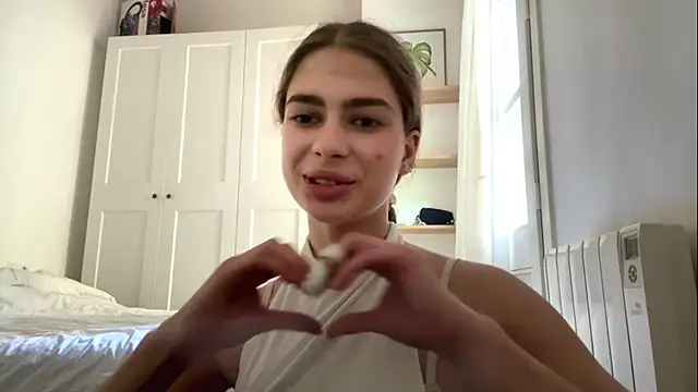 EastLuna online show from 25, 4, 2026