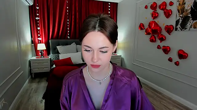 MakeYoueHappy online show from 7, 2, 2026