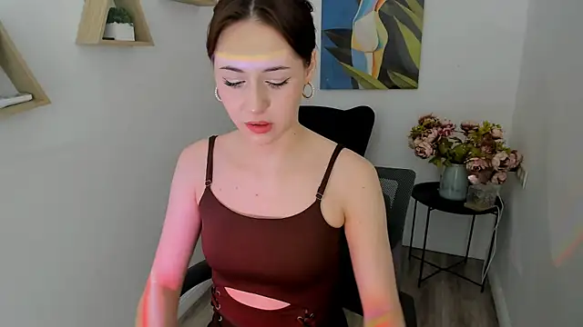 MakeYoueHappy online show from 23, 4, 2026