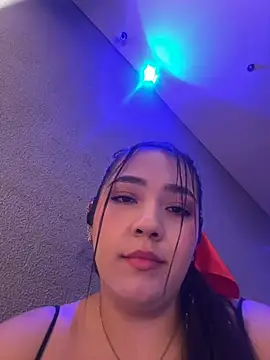 Hannahpradaa  online show from 13, 11, 2025