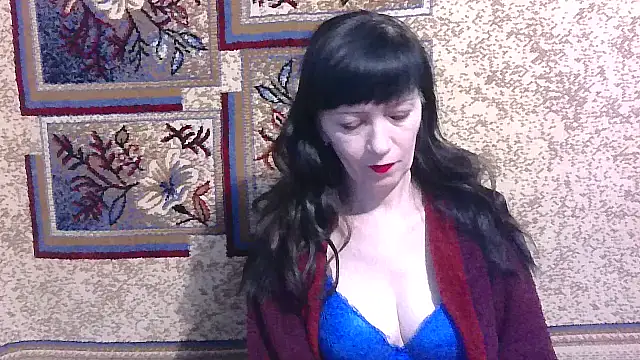 IffetLove42 online show from 5, 3, 2026