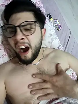 Mstfaavan64 online show from 2, 4, 2026