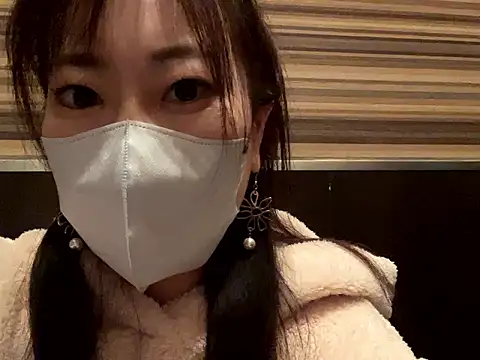 hitomi desu online show from 26, 11, 2025