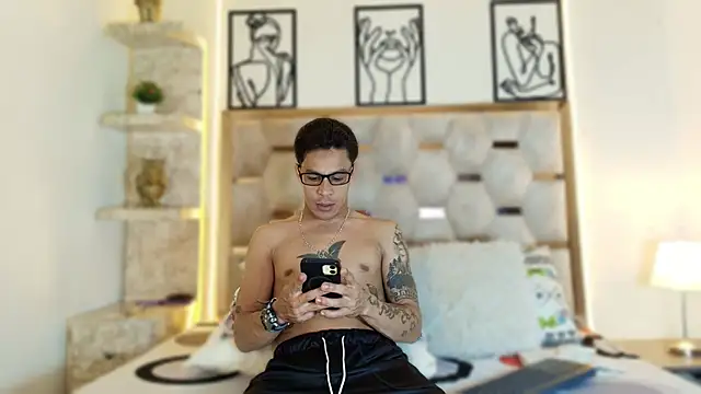 Andrew Haalls online show from 30, 11, 2025