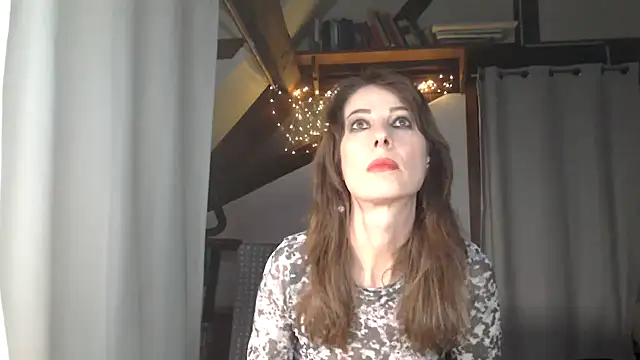 MissDyannis online show from 9, 3, 2026