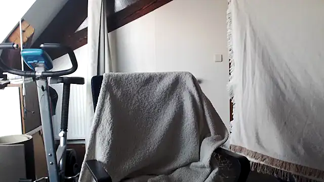 MissDyannis online show from 23, 3, 2026