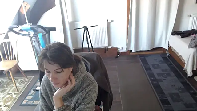 MissDyannis online show from 12, 3, 2026