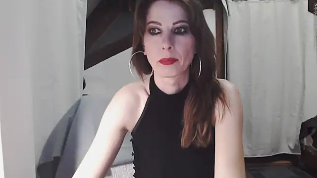 MissDyannis online show from 22, 3, 2026
