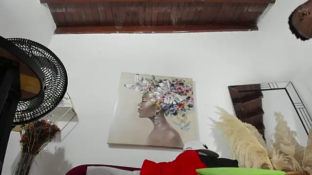 hathor  01 online show from 5, 11, 2025