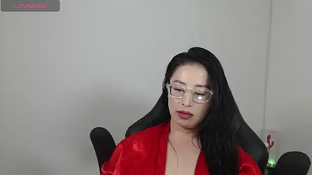 Snapshot of Emma_Hotkiss chatting on 16, 6, 2026 Emma Hotkiss online show from 16, 6, 2026