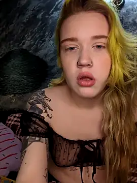 mattiethebaddieee online show from 17, 12, 2025