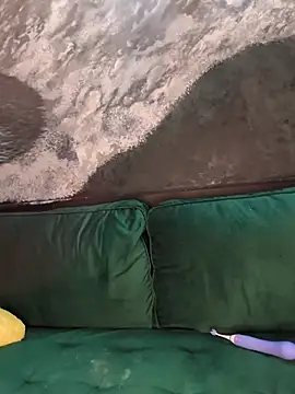 mattiethebaddieee online show from 15, 4, 2026