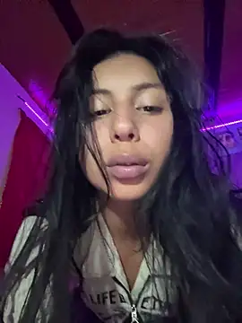 anny  18 online show from 11, 11, 2025