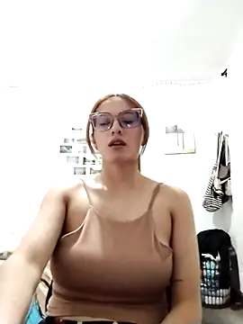 Snapshot of bellastorme04 chatting on 20, 2, 2026 bellastorme04 online show from 20, 2, 2026