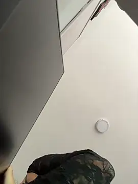 Snapshot of SugarTroubl33 chatting on 13, 1, 2026 SugarTroubl33 online show from 13, 1, 2026