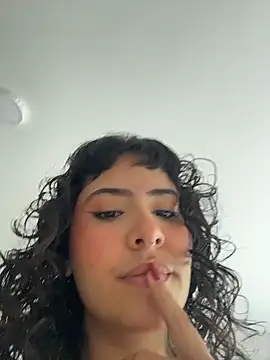 SugarTroubl33 online show from 5, 3, 2026