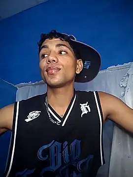 Alex Sweeting online show from 1, 12, 2025