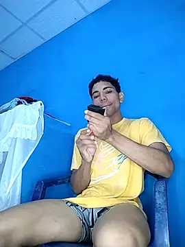 Alex Sweeting online show from 28, 11, 2025