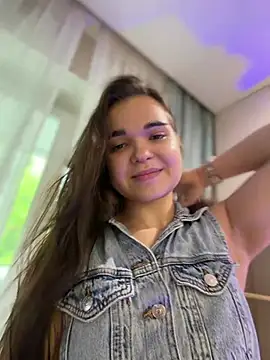 Snapshot of BabyShy- chatting on 10, 7, 2026 BabyShy- online show from 10, 7, 2026