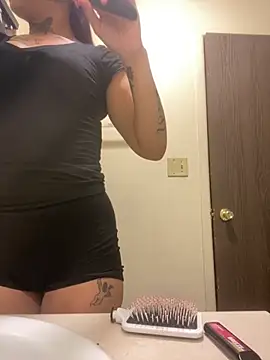 JayyBabyy1 online show from 4, 12, 2025