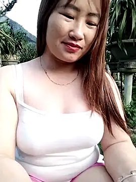 emini-xx online show from 10, 4, 2026