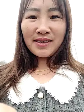 Snapshot of emini-xx chatting on 3, 2, 2026 emini-xx online show from 3, 2, 2026