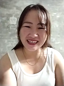 Snapshot of emini-xx chatting on 23, 12, 2025 emini-xx online show from 23, 12, 2025