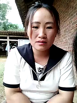 emini-xx online show from 27, 10, 2025