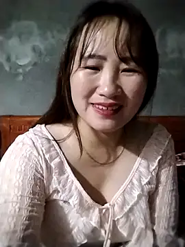 Snapshot of emini-xx chatting on 20, 12, 2025 emini-xx online show from 20, 12, 2025