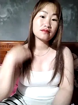 emini-xx online show from 5, 4, 2026