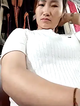 emini-xx online show from 31, 10, 2025