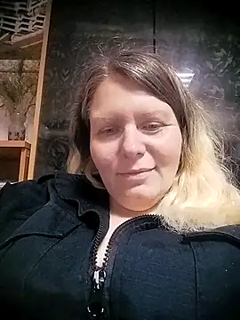 Lana-murr online show from 7, 4, 2026