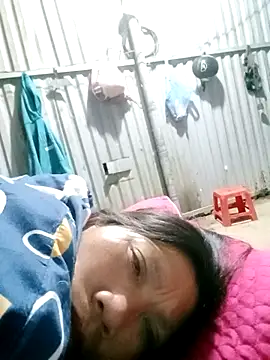 bella-la online show from 27, 11, 2025