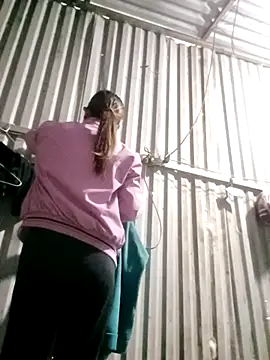 bella-la online show from 10, 11, 2025