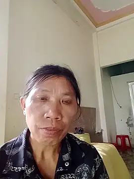 bella-la online show from 14, 11, 2025