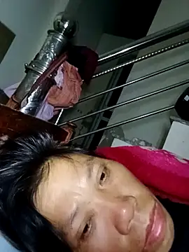 bella-la online show from 19, 12, 2025