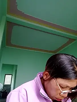 bella-la online show from 1, 11, 2025