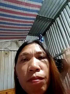 bella-la online show from 10, 11, 2025