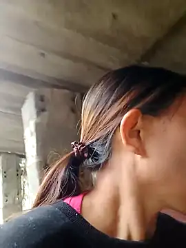 bella-la online show from 21, 11, 2025